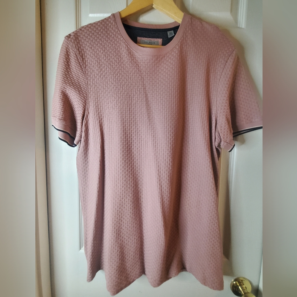 Like New Ted Baker Size 3 (M) Mauve Textured Jaquard Polo Short Sleeve Top